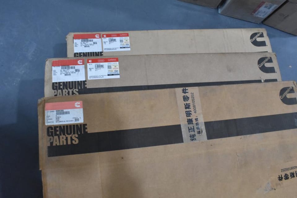 4089306 Lower oil pan gasket set