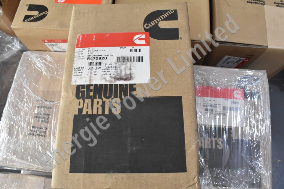 5472920 KIT,ENGINE PISTON
