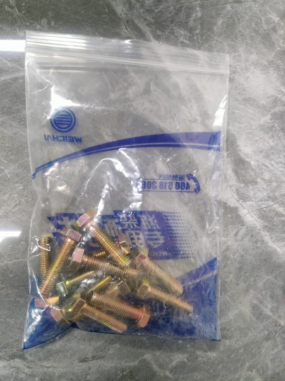 90003802538  Hexagon head bolts