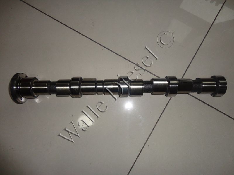 3977547 Camshaft